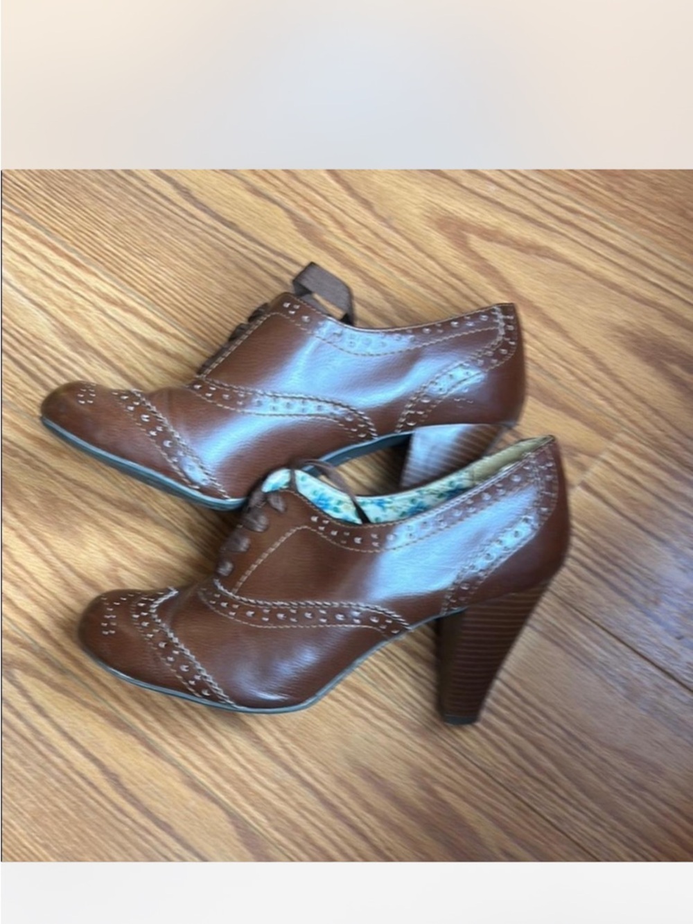 American Eagle Outfitters Brown Leather Lace-Up Brogue Heels